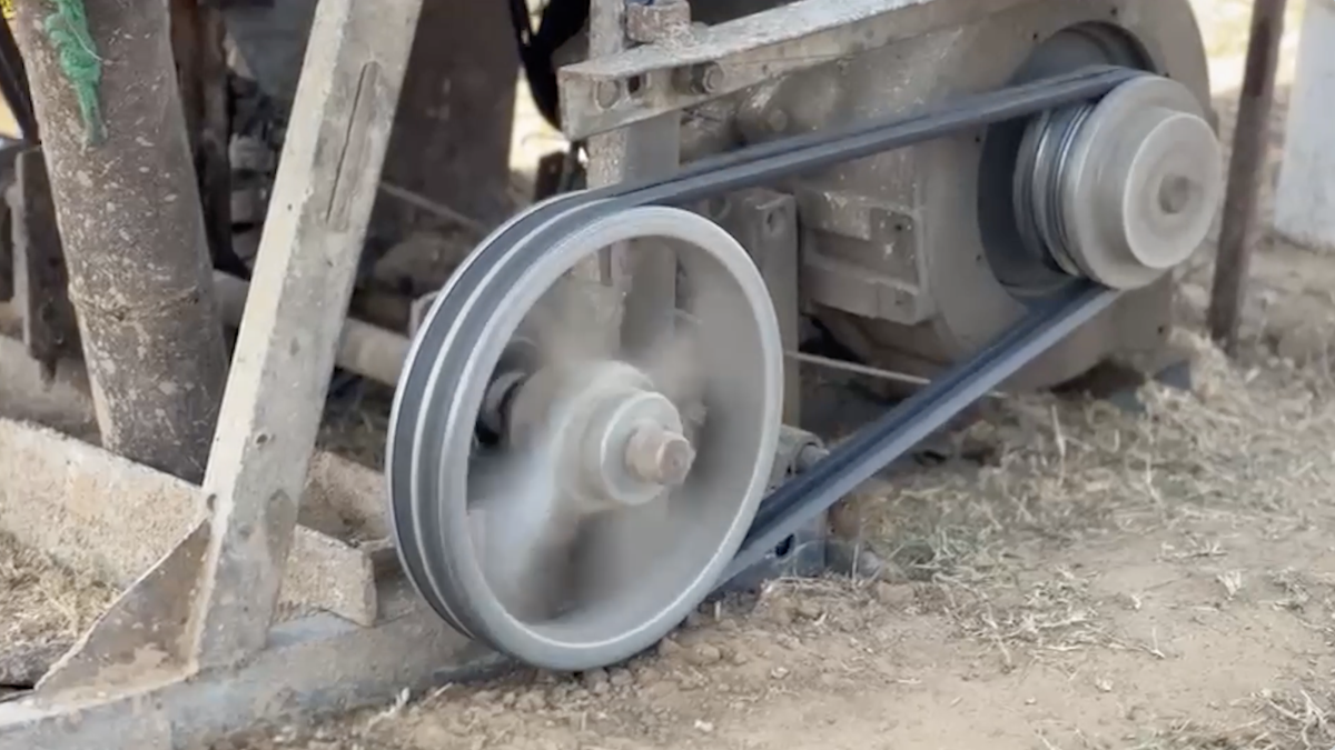 اللجنة المصرية لإغاثة أهل غزة تحفر آبارًا مائيةً داخل مخيّمات الإيواء جنوب وشمال قطاع غزة