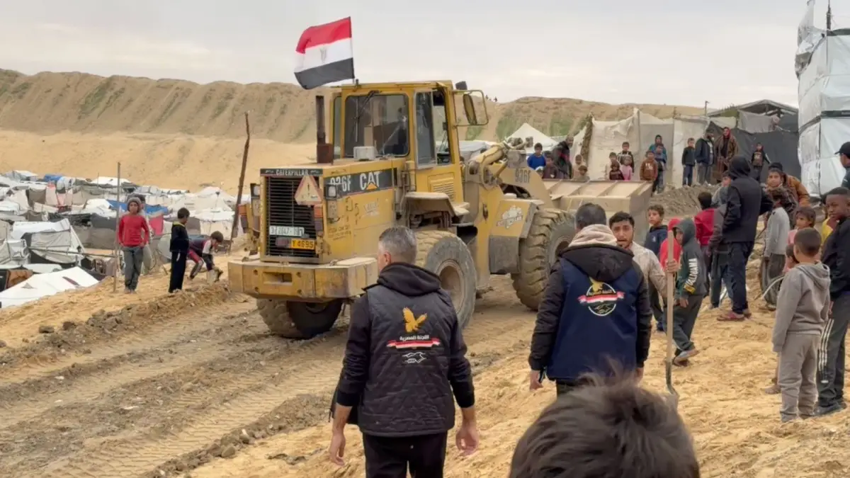 من الميدان: يوم مع طواقم اللجنة المصرية خلال المنخفضات الجوية