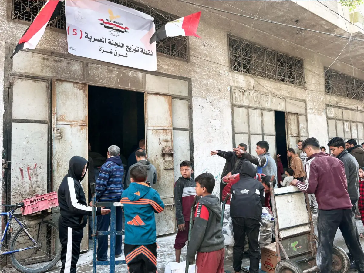 اللجنة المصرية في تدخل إنساني غير مسبوق يستهدف جميع السكان دون استثناء