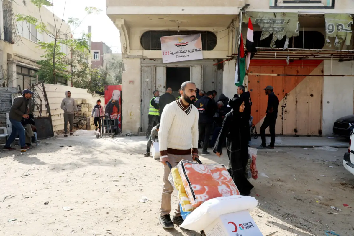 اللجنة المصرية في تدخل إنساني غير مسبوق يستهدف جميع السكان دون استثناء