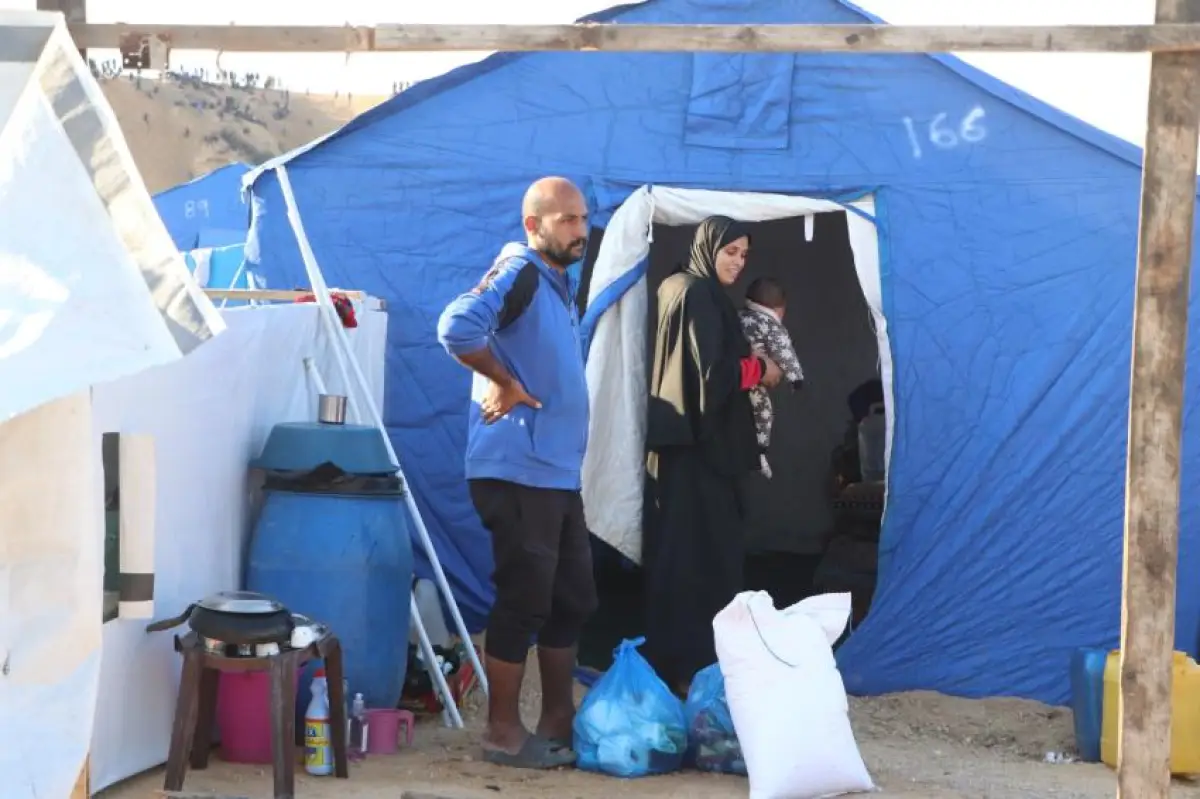 اللجنة المصرية تبدأ التسكين في مخيم الزهراء ضمن خطة إيواء شاملة لدعم النازحين في غزة