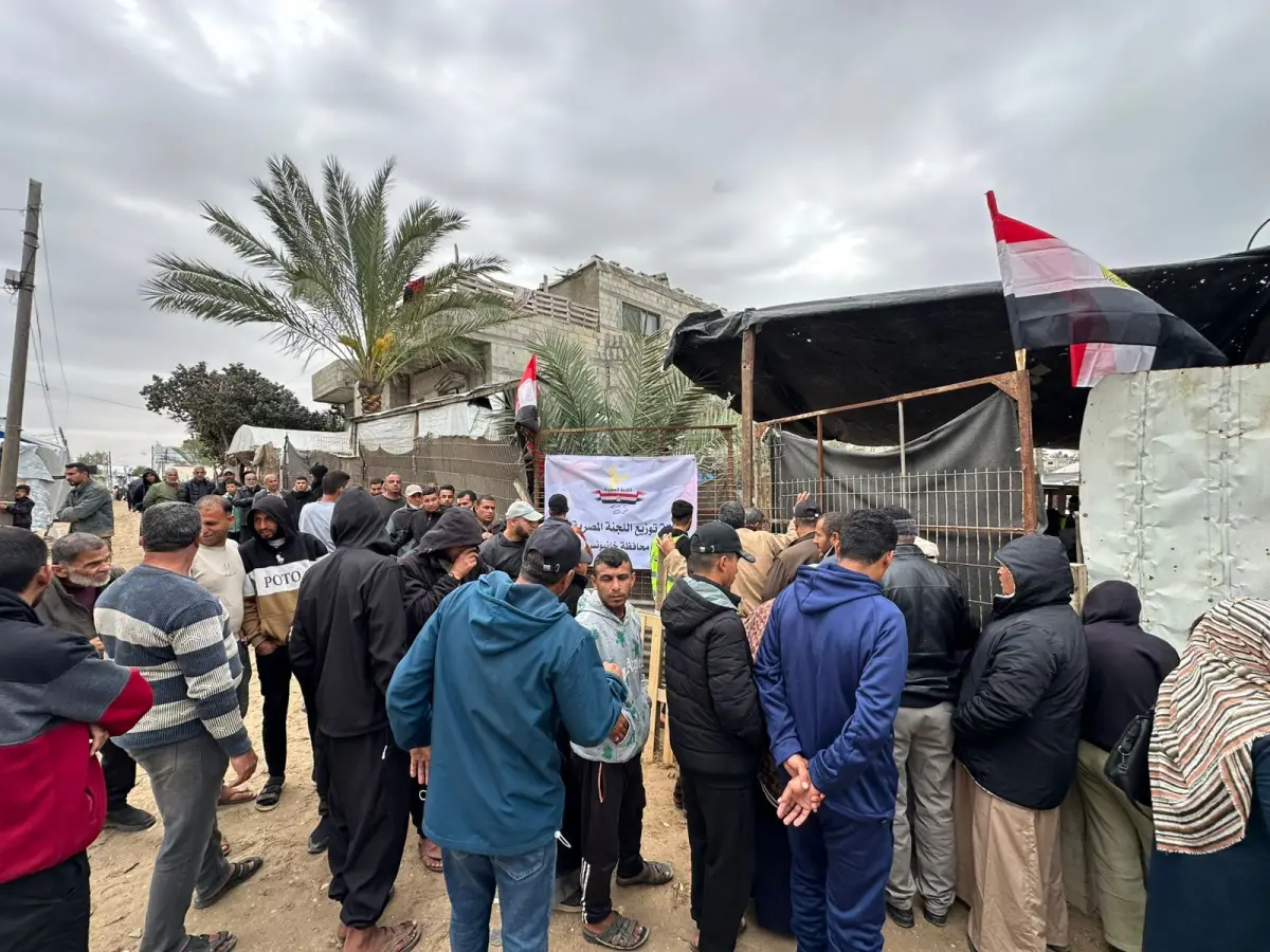 اللجنة المصرية تبدأ حملة توزيع الطرود الغذائية في محافظة خانيونس