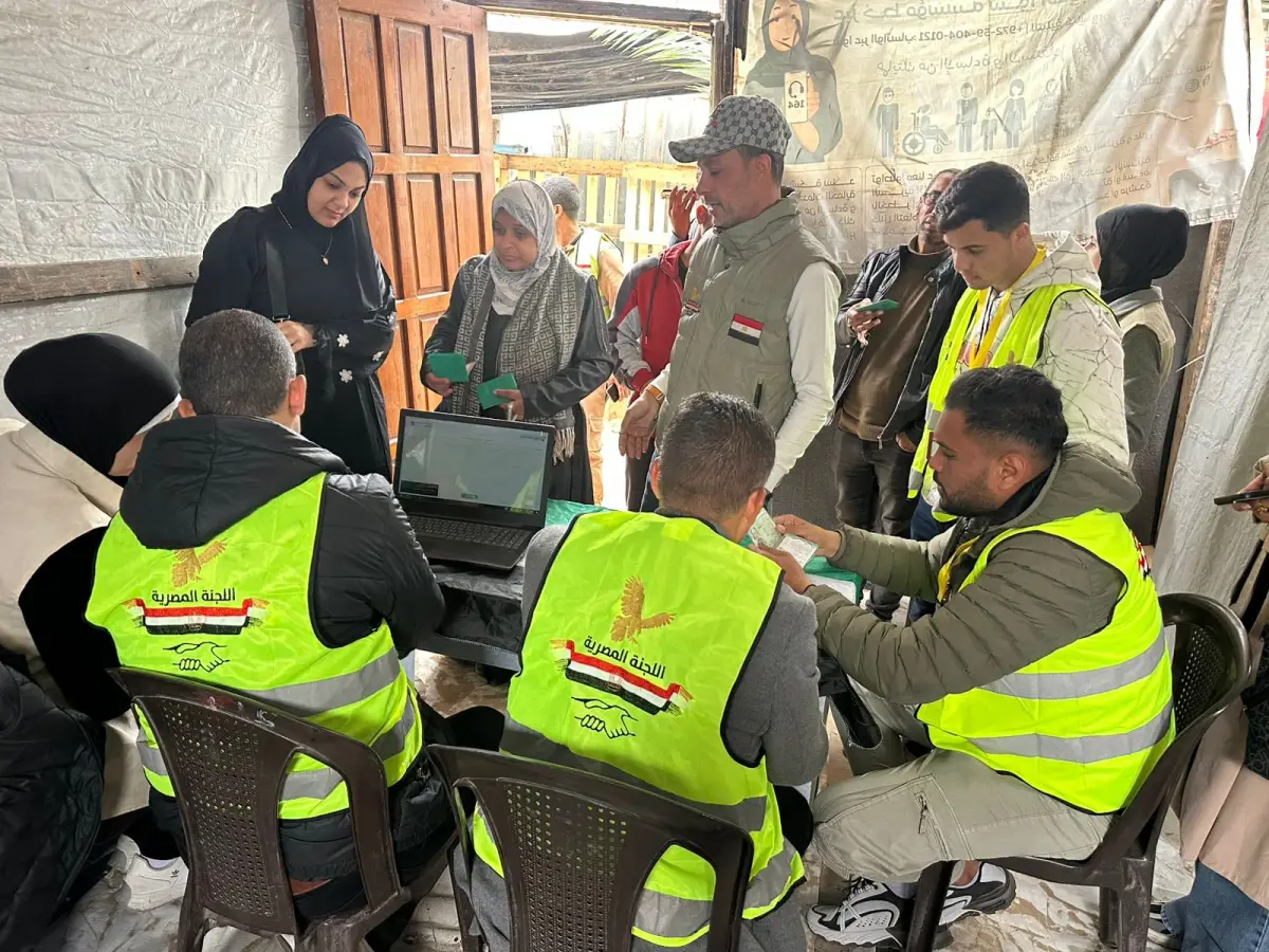 اللجنة المصرية تبدأ حملة توزيع الطرود الغذائية في محافظة خانيونس