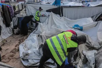 اللجنة المصرية تستجيب لأكثر من 1500 حالة طارئة وتقدم دعمًا متكاملًا للمتضررين