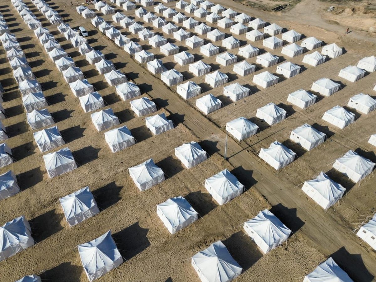 The Egyptian Committee Builds Integrated Camps to Shelter Displaced Families Inside the Gaza Strip