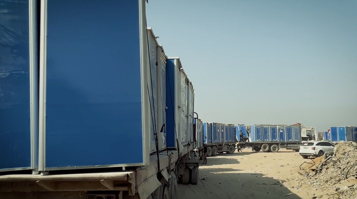 Portable Toilets Arrive at Egyptian Committee Camps in Northern Gaza