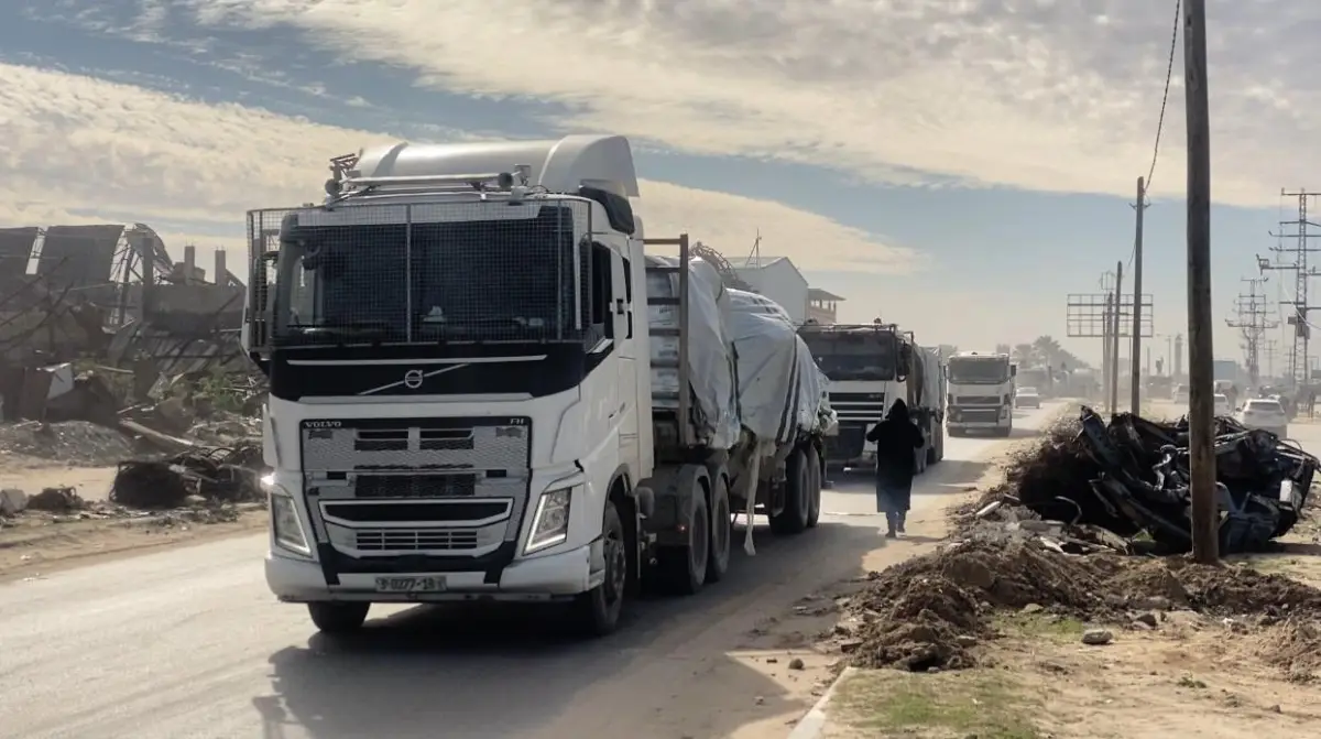 Egyptian Committee Coordinates Fourth Batch Return of Displaced Families from Southern to Northern Gaza Amid Devastating Humanitarian Scenes