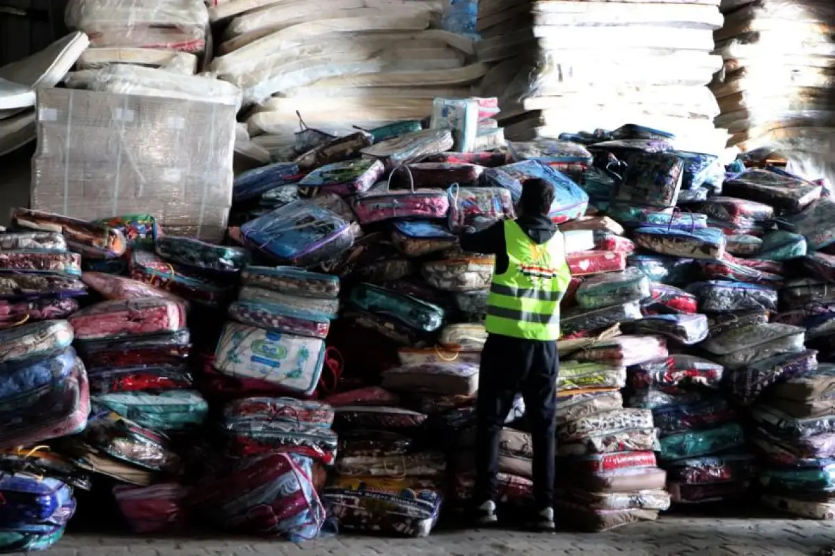 The Egyptian Committee prepares to distribute 100,000 winter blankets in a large-scale humanitarian response to protect affected families from the harsh winter