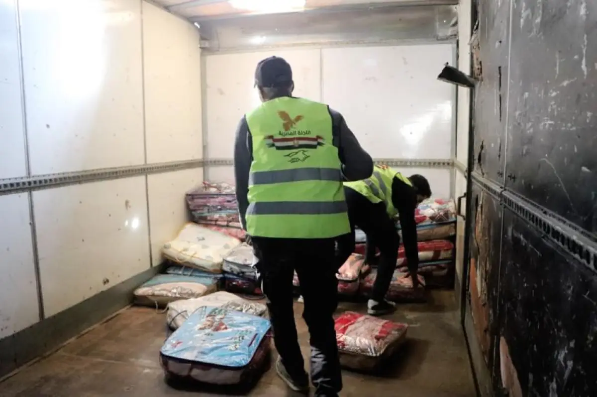 The Egyptian Committee prepares to distribute 100,000 winter blankets in a large-scale humanitarian response to protect affected families from the harsh winter