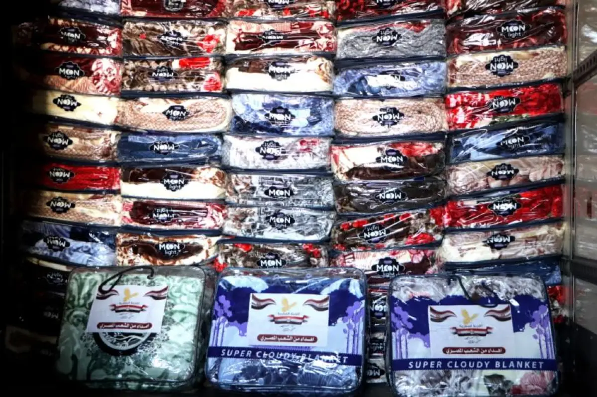 The Egyptian Committee prepares to distribute 100,000 winter blankets in a large-scale humanitarian response to protect affected families from the harsh winter
