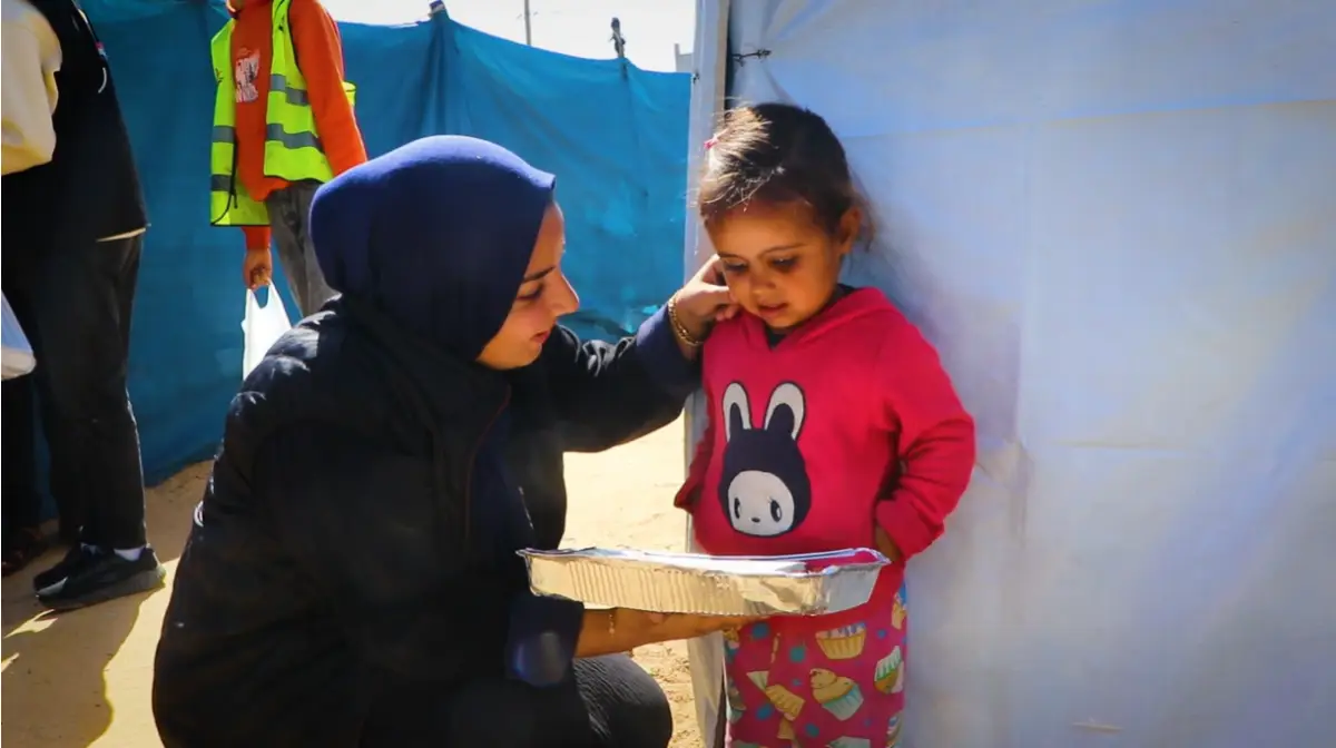 The Egyptian Committee and the Egyptian Red Crescent launch the “Breakfast for a Million Fasting People” campaign