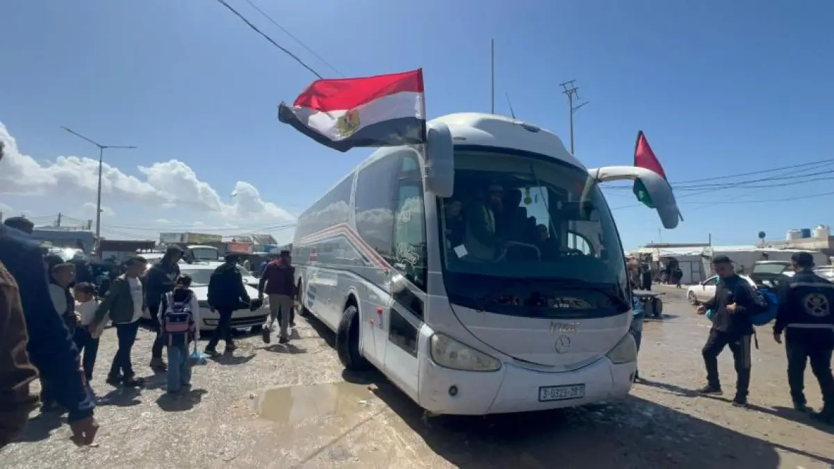 The “Eid Joy” Campaign to Transport Residents Between Areas in the Gaza Strip