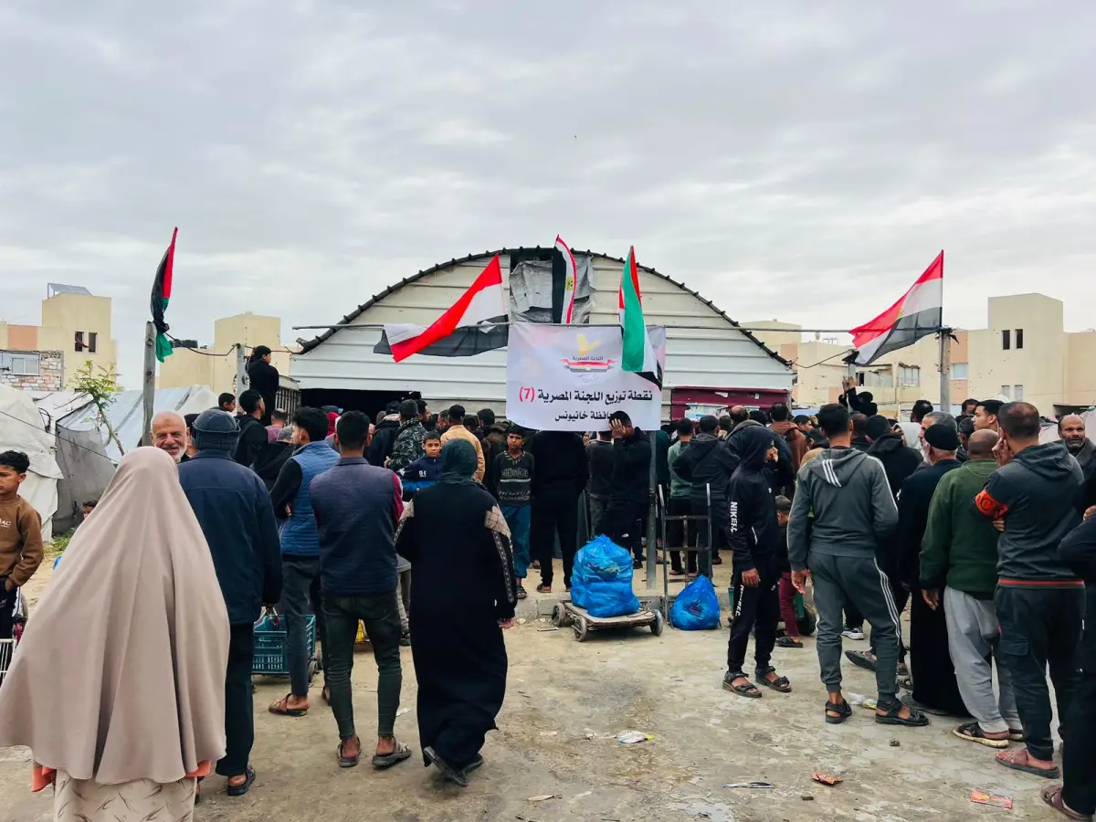 The Egyptian Committee Begins a Campaign to Distribute Food Parcels in Khan Yunis Governorate