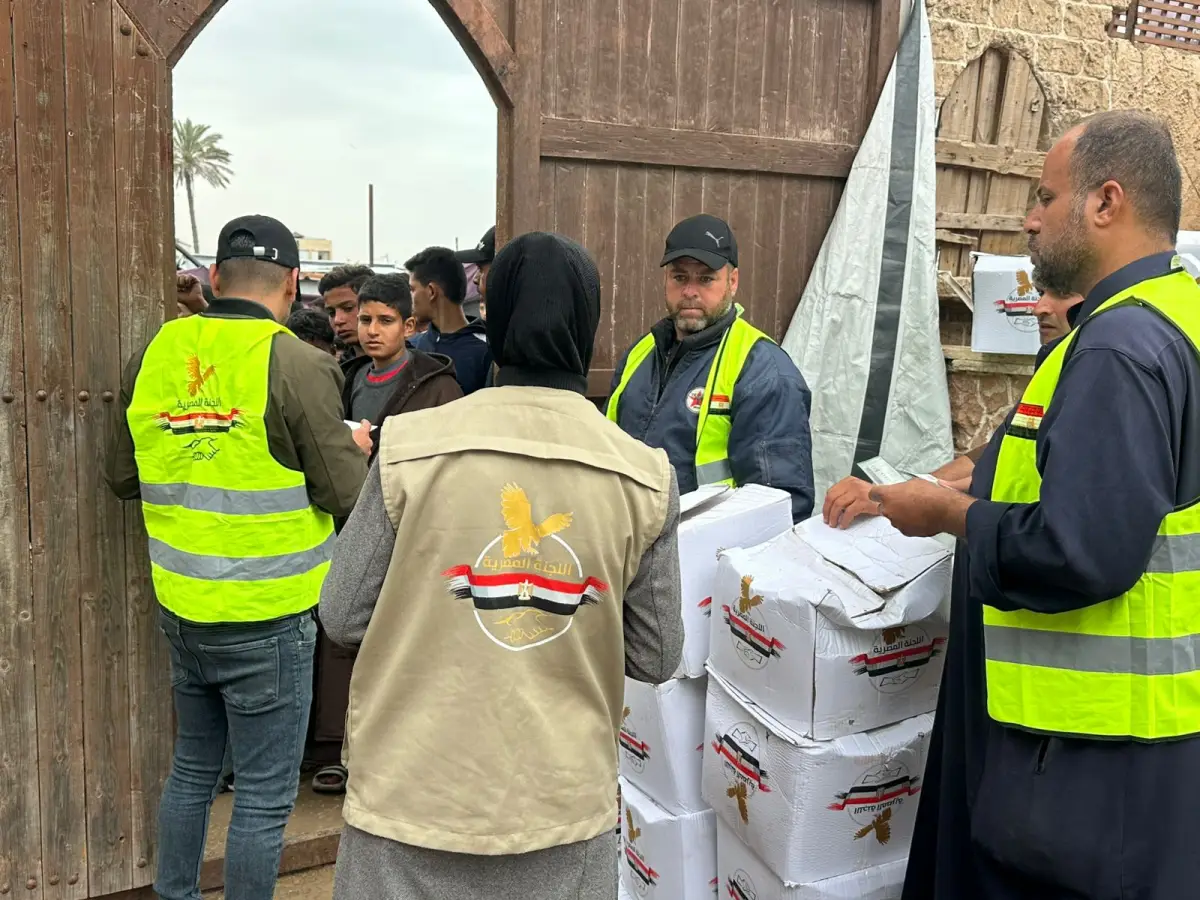 The Egyptian Committee Begins a Campaign to Distribute Food Parcels in Khan Yunis Governorate